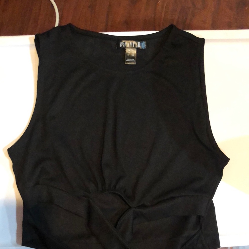 Black Crop top